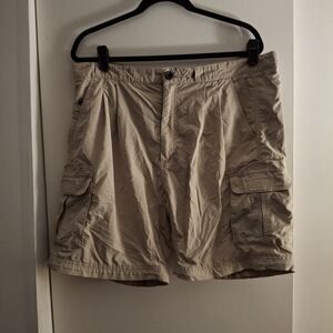World Wide Sportsman Men's Beige Cargo Shorts